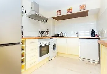 Bennecke Annette Apartment *