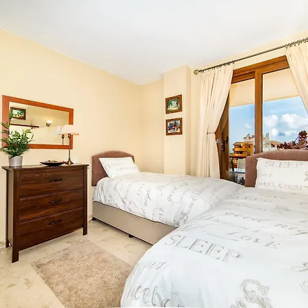 Bennecke Annette Apartment